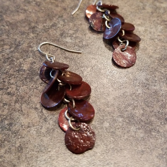 Brown shell earrings - Picture 2 of 3